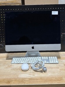 lot 7 image: Apple 21.5 Mid 2013 Desktop