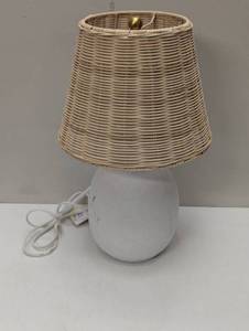 lot 37 image: Amazing Weave and Ceramic Table Lamp - Medium