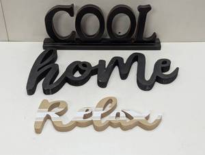 lot 39 image: 3 Piece Word Sign Decor - COOL, Welcome, Relax
