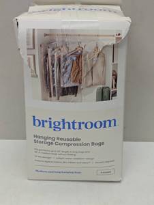lot 60 image: 4pk Hanging Bags - Brightroom