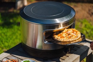 Solo Stove Pizza Oven Bundle