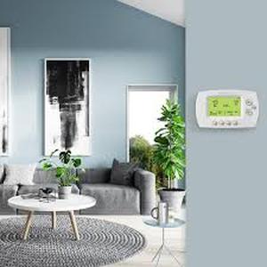 lot 19 image: Honeywell Home Wi-Fi 7-Day Programmable Smart Thermostat with Digital Backlit Display     Customer Returns See Pictures