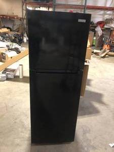 lot 36 image: Vissani 10.1 cu. ft. Top Freezer Refrigerator in Black Slight Damage  Customer Returns See Pictures