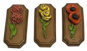 lot 166 image: Rose Wall Plaques, Lot of 3