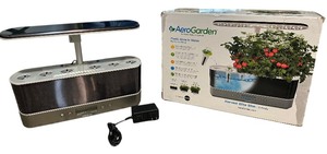 lot 398 image: Aerogarden Harvest Elite Slim Indoor Garden