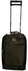 lot 354 image: Briggs & Riley Rhapsody Spinner Carry-On Luggage