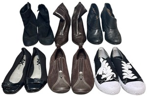 lot 276 image: Womens Size 7-7.5 Mixed Lot of 6 pairs