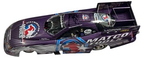 lot 46 image: SIGNED 124 scale die-cast replica of the Matco Tools Dodge NHRA Funny Car driven by Whit Bazemore in 2005.