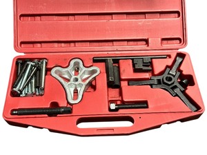 lot 516 image: Matco harmonic balancer puller set