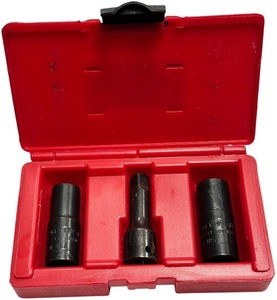 lot 545 image: Matco Tools SFT71226P 2-piece TwistFlip Socket Set