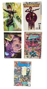 lot 71 image: COMICS  AvengersMixed, bundle of 5 comic books