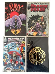 lot 89 image: COMICS  Mixed Lot, bundle of 4 comic books