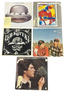 lot 500 image: LEO K Vinyl Records, Bundle of 5 Records