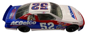 lot 116 image: 124 Chevy Monte Carlo 1995 AC Delco Ken Schrader #52
