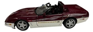 lot 141 image: 118 Chevrolet Corvette 1995 Indianapolis 500 Pace Car