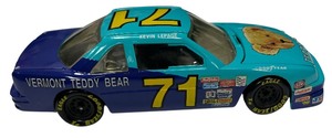 lot 123 image: 124 Chevrolet Lumina #71 1995 Vermont Teddy Bear