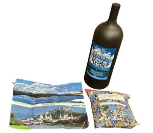 lot 527 image: Daring Puzzles in a Plastic Bottle, a 700-piece jigsaw puzzle featuring a picture of Wonder Lake and Mt. McKinley in Alaska