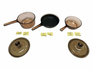 lot 359 image: Vintage Corning Visions Sauce Pan set with lids, lot of 3