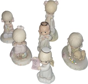 lot 631 image: Precious Moments Figurines Collection Bundle