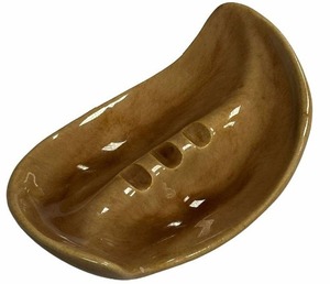 lot 085 image: Vintage Brown Leaf Shaped Ashtray 6.5 X 4 X 2