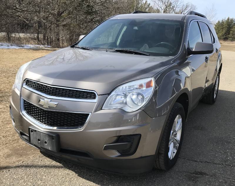 lot 3 image: 2012 Chevy Equinox LT AWD