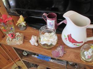 lot 57 image: Mostly Cardinal themed table decor...