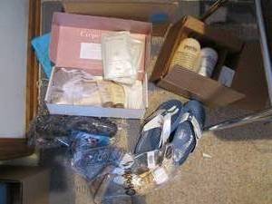 lot 72 image: Health and Beauty products plus Che...