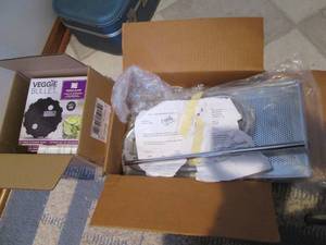 lot 77 image: Veggie Bullet lot plus Stainless st...