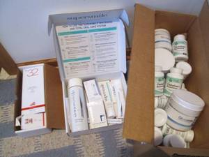 lot 80 image: Tooth Whitening Supply kits and die...