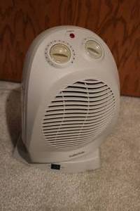 lot 516 image: small weather works fan turns on...