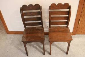 lot 573 image: 2 small wooden chairs...