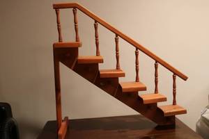 lot 579 image: Wooden Stairway shelf with hooks...