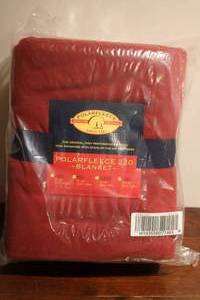lot 583 image: New Polarfleece Blanket King Size...