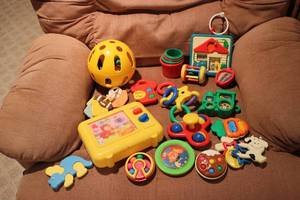 lot 591 image: Vintage kids toys...