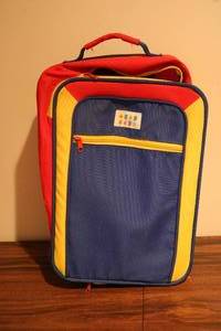 lot 607 image: kids MODA GEAR suitcase...