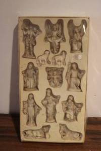 lot 611 image: 13 piece vintage nativity set...
