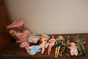 lot 612 image: vintage dolls...