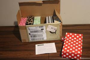 lot 613 image: 6 foldable totes new in boxes...