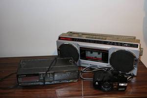 lot 625 image: 2 radios and camera...