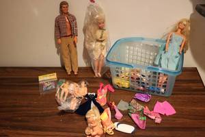 lot 688 image: Basket of vintage dolls...