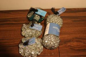 lot 694 image: 4 bags of Clear luster marbles asso...