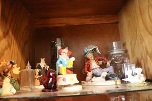 lot 731 image: small lot of decorative trinkets an...