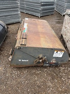 lot 10 image: Bobcat Skid Steer Power Broom Needs Work or For Parts