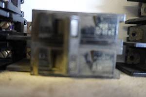 lot 11 image: 1 - Siemens Brand Type BQ 250 Amp Bolt On Circuit Breaker