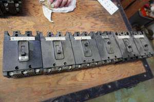lot 54 image: 6 - ITE Brand EH1 60 Amp Circuit Breakers 480 Volt