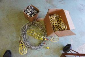 lot 62 image: 4 - Lamp Temporary Light Stringer With Additional Bulb Holders and Sockets