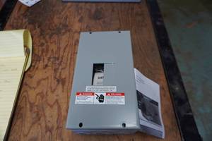 lot 66 image: Siemens Model E020ML1125 Indoor Load Center Electrical Panel