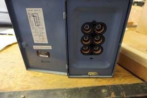lot 85 image: Wadsworth Brand  60 Amp Fuse Electrical Box