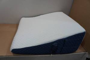 lot 23 image: Wedge Pillow