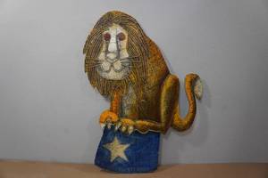 lot 35 image: Vintage Circus Lion Wall Dcor
